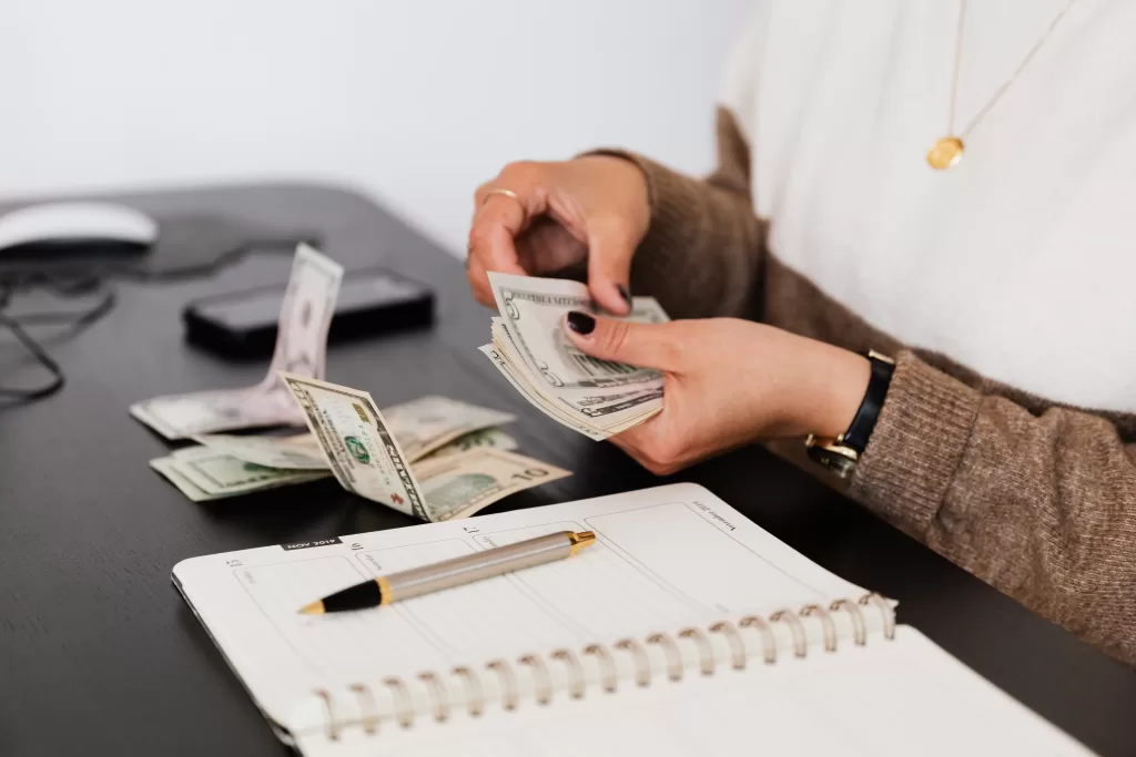 7 Tips For Finding the Best High-Yield Savings Account