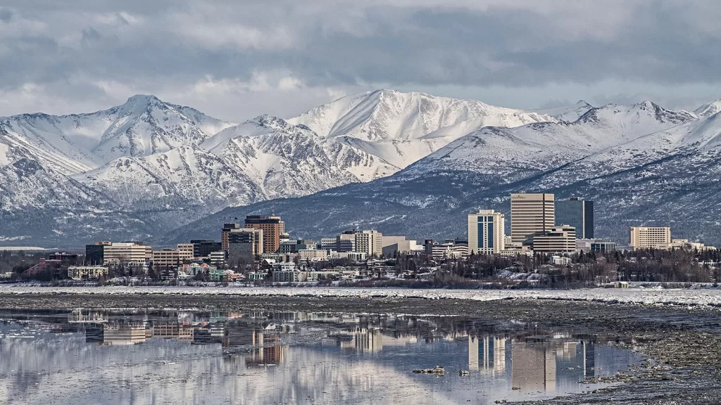 Want to Avoid Californians? They Are Fleeing Their State, but NOT to These 11 States
