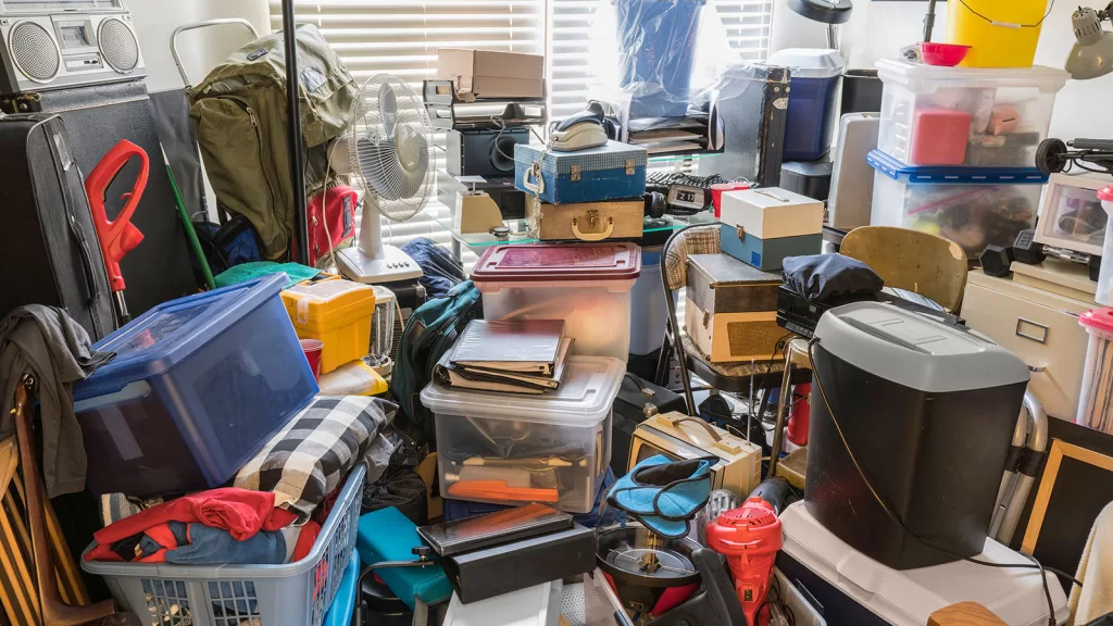 12 Clear Signs You Own Too Much Stuff