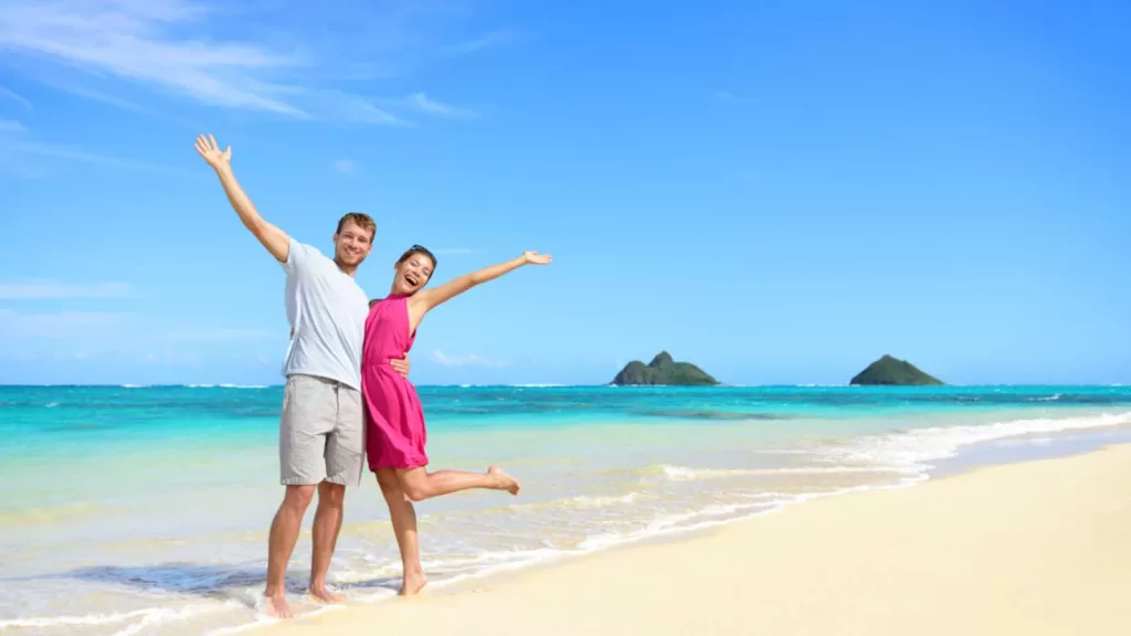 Opposite Travel Tastes? 12 Expert Tips For a Dream Vacation, Regardless of Taste Couples in beach