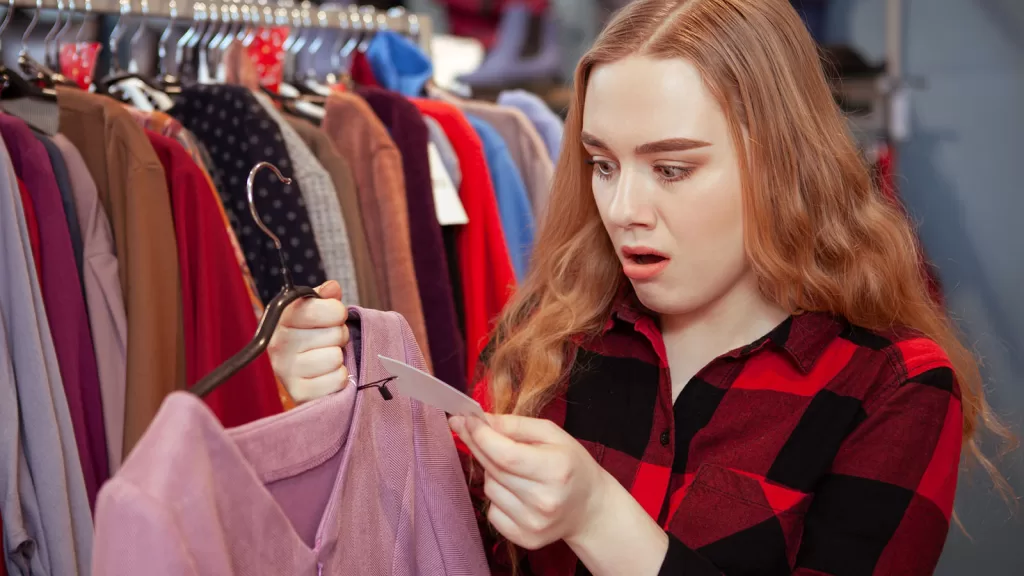 15 Tricks Clever Marketers Use To Make You Spend More Money (They Work!)